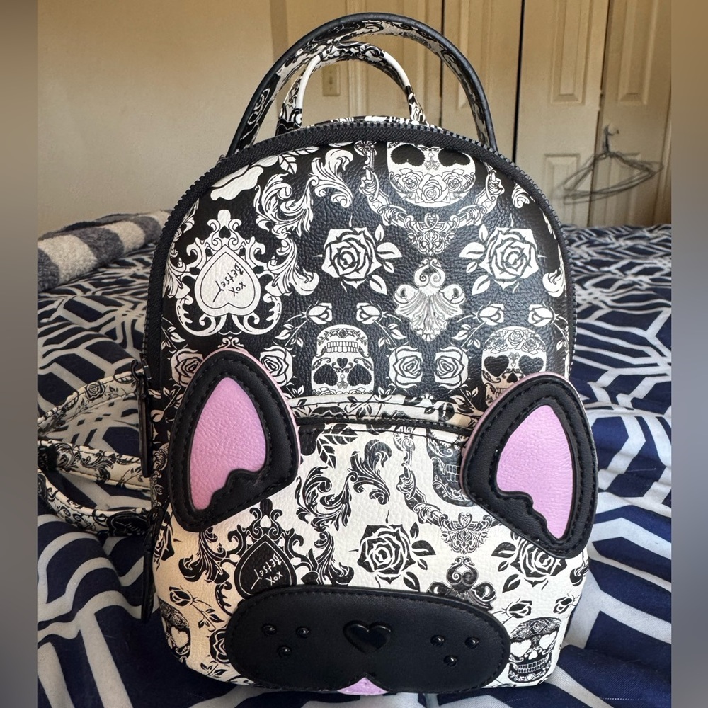 Betsey Johnson Cat Skull Roses Backpack Crossbody Bag Black White Pink